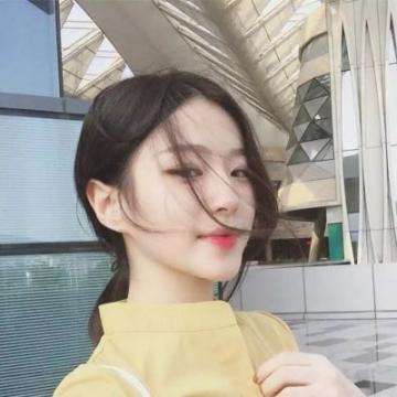 超酷概念车停车